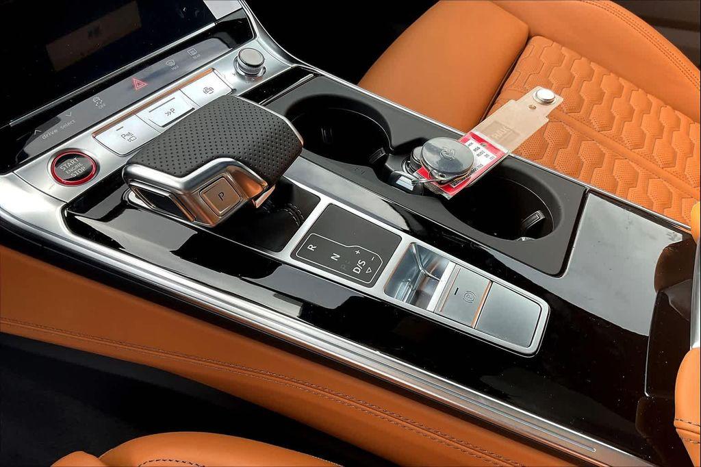 new 2025 Audi RS 6 Avant car, priced at $140,390