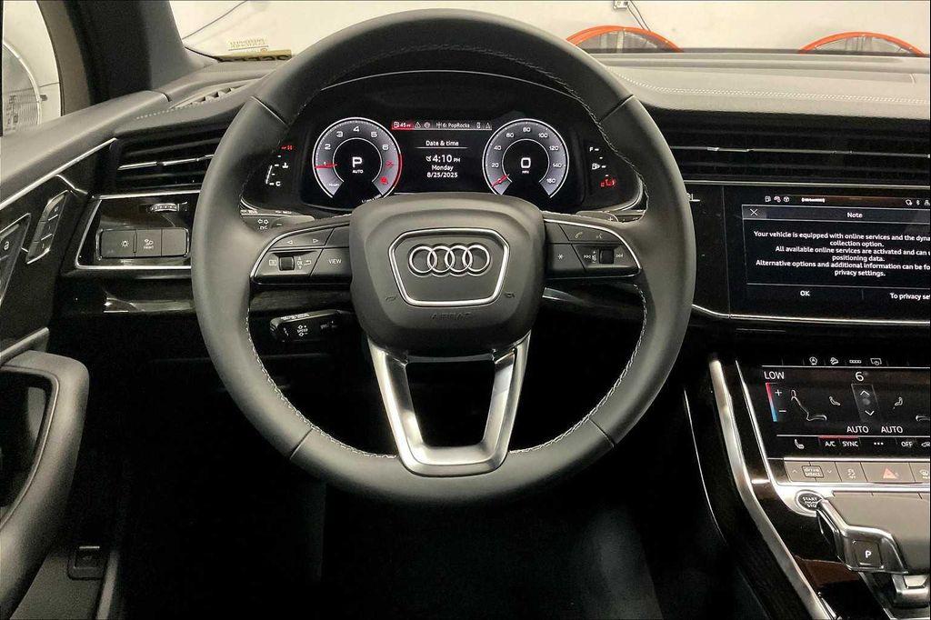 new 2025 Audi Q7 car, priced at $67,095
