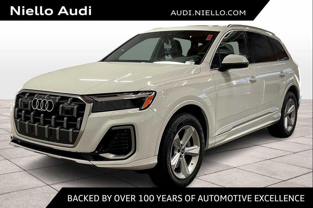 new 2025 Audi Q7 car, priced at $67,095