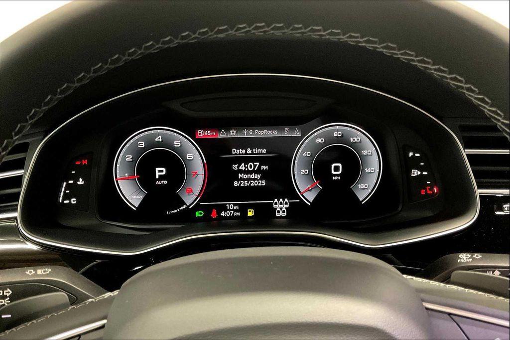 new 2025 Audi Q7 car, priced at $67,095