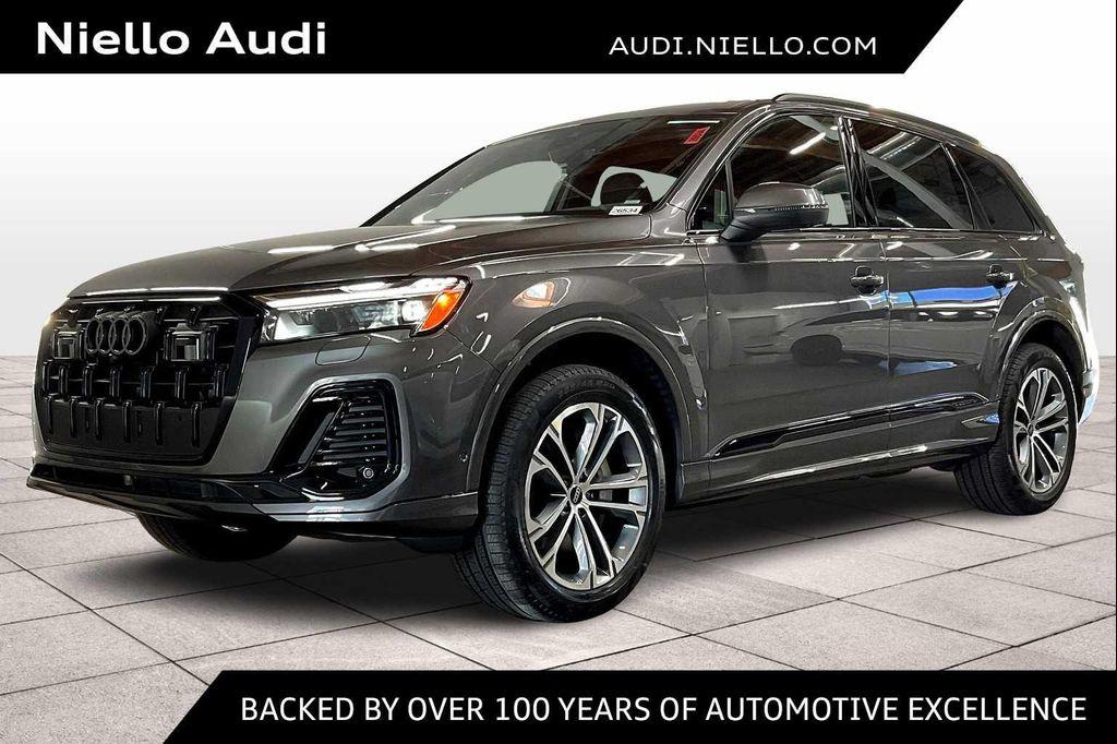 new 2025 Audi Q7 car, priced at $64,190