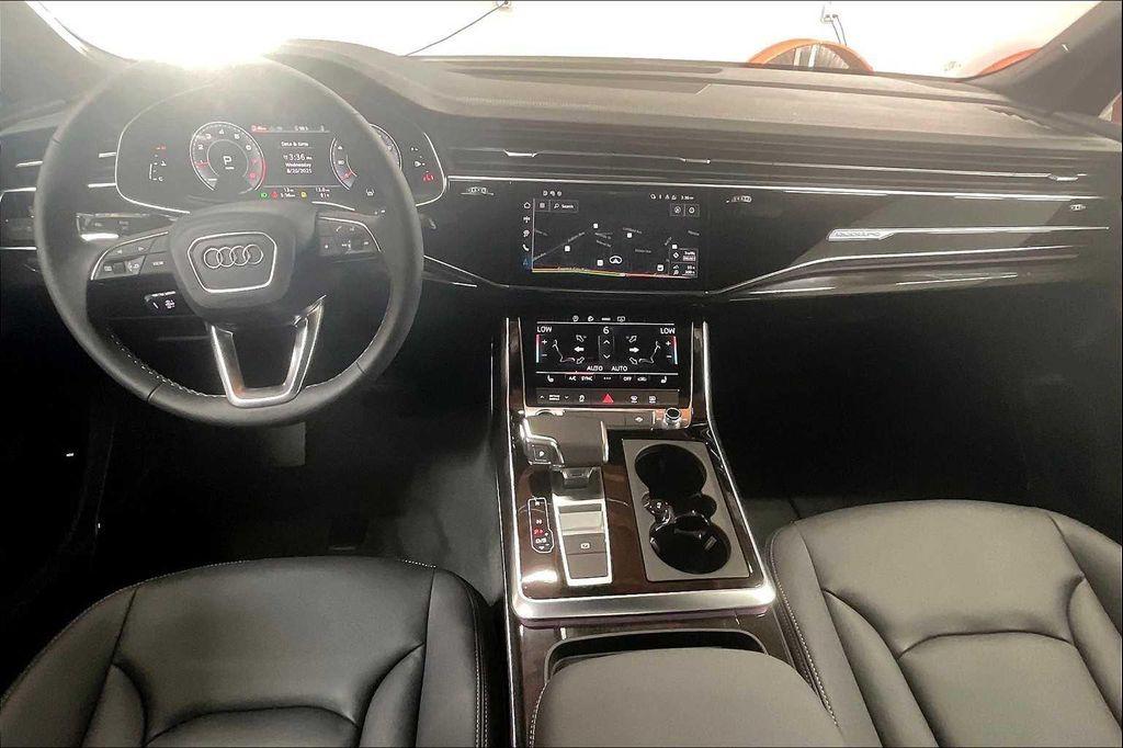 new 2025 Audi Q7 car, priced at $64,190