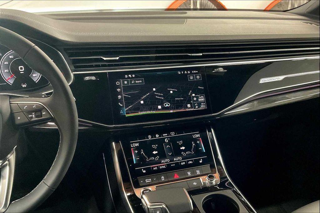new 2025 Audi Q7 car, priced at $64,190