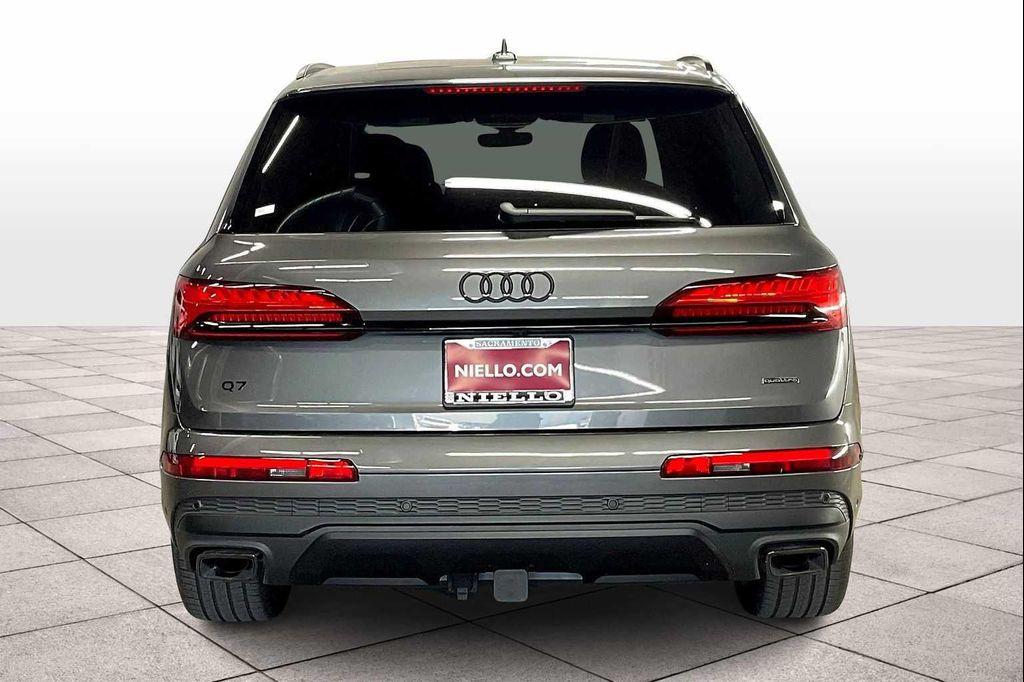 new 2025 Audi Q7 car, priced at $85,850