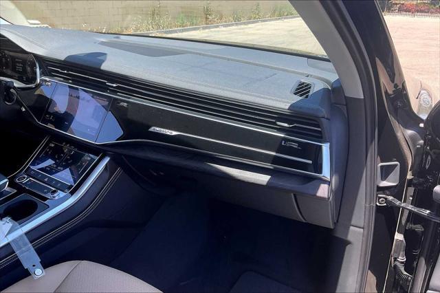 new 2025 Audi Q7 car, priced at $69,295
