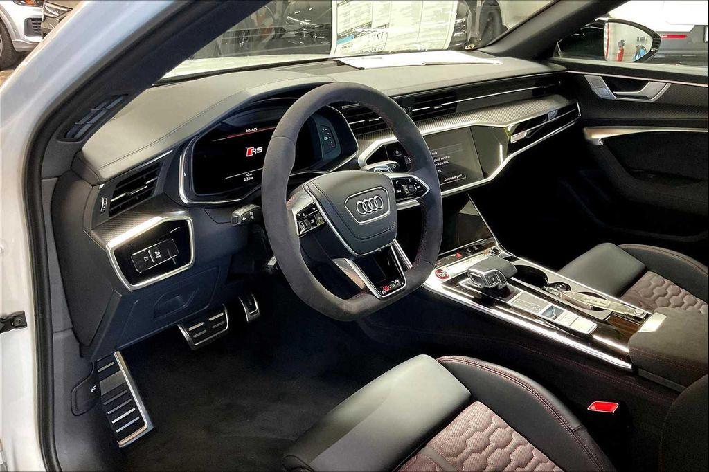 new 2025 Audi RS 6 Avant car, priced at $142,890