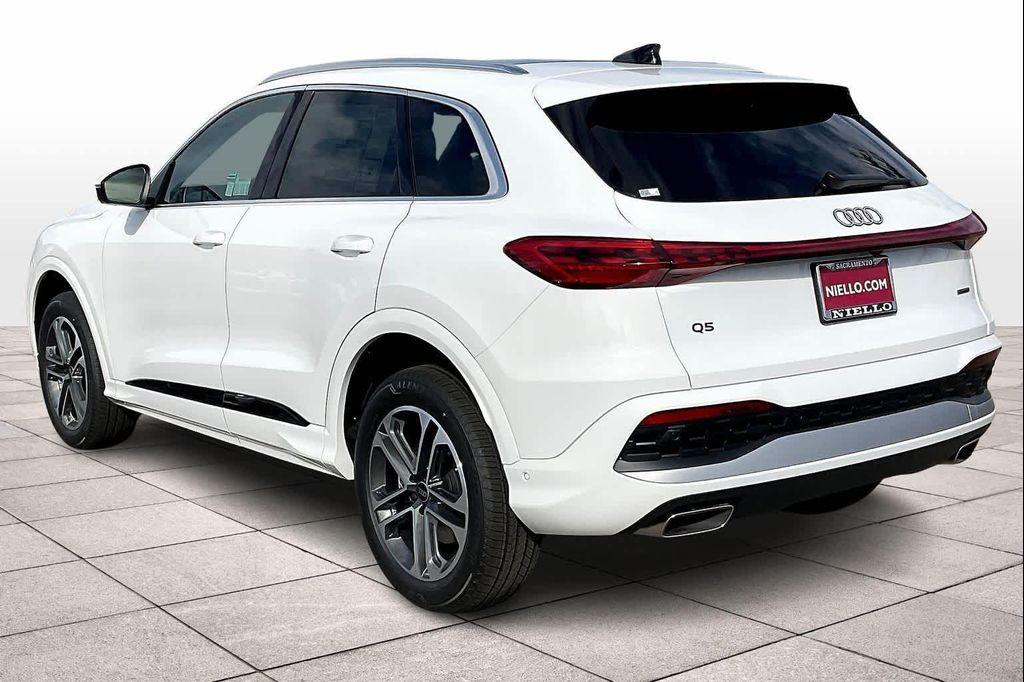 new 2025 Audi Q5 car, priced at $59,995