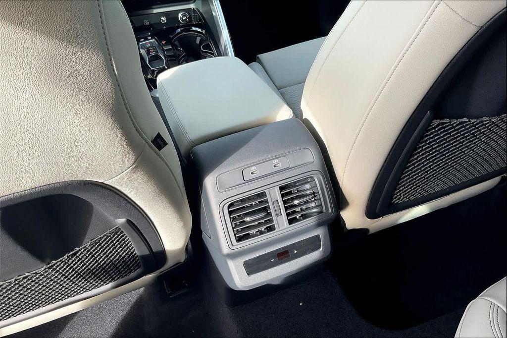 new 2025 Audi Q5 car, priced at $59,995