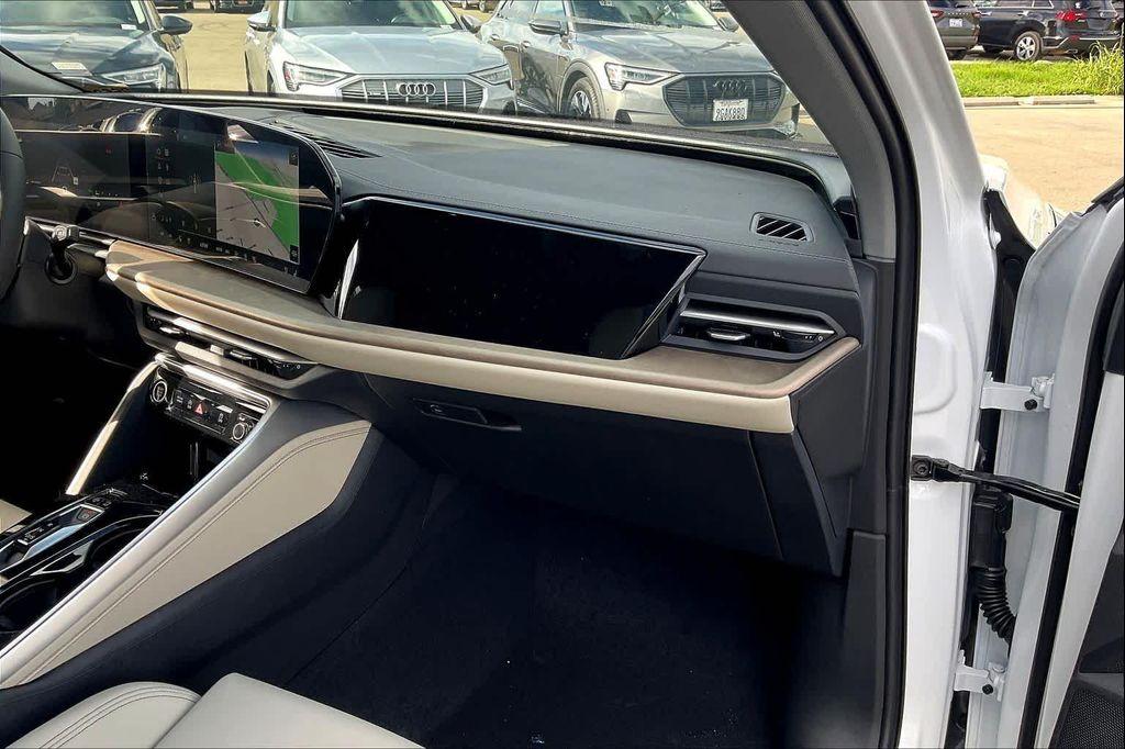 new 2025 Audi Q5 car, priced at $59,995