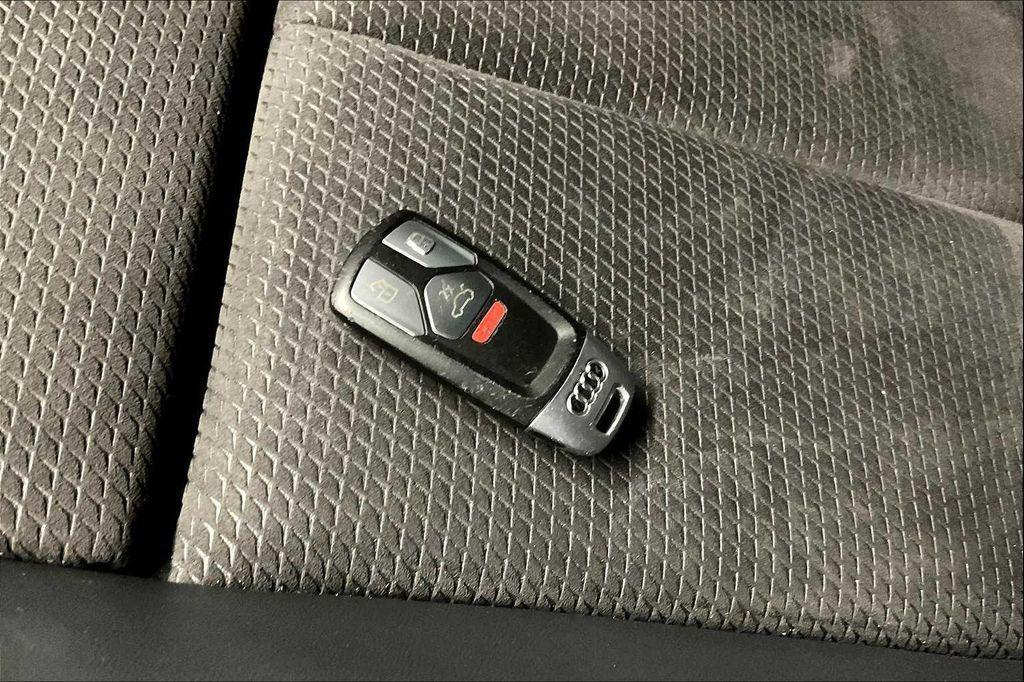 used 2020 Audi SQ5 car, priced at $32,637
