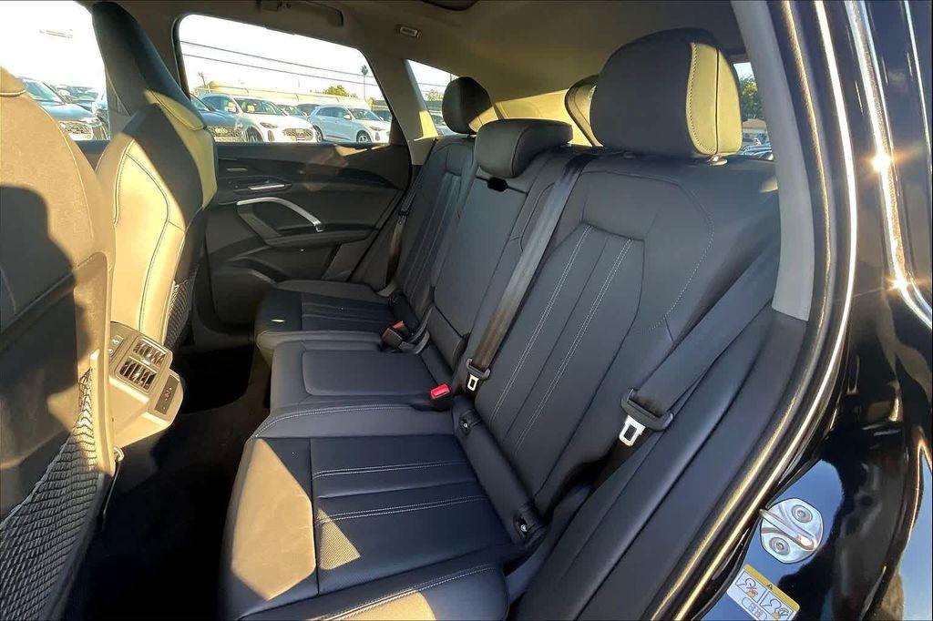 new 2025 Audi Q5 car, priced at $61,240