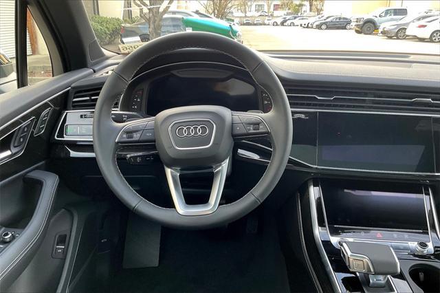 new 2025 Audi Q7 car, priced at $78,410