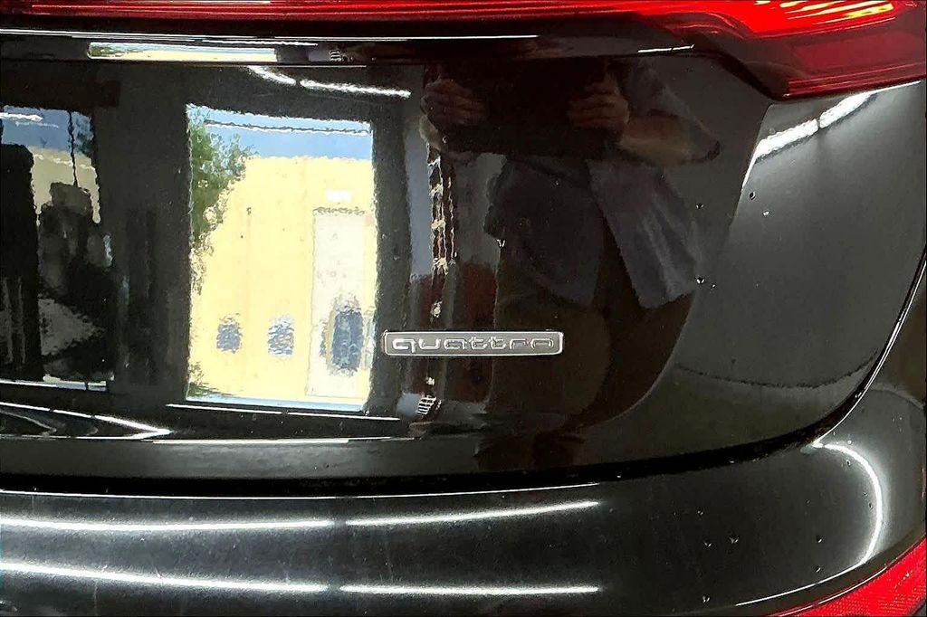 used 2022 Audi Q5 car, priced at $28,375