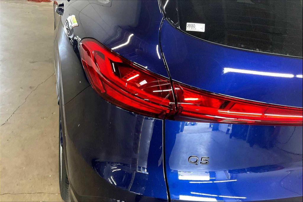 new 2025 Audi Q5 car, priced at $63,940