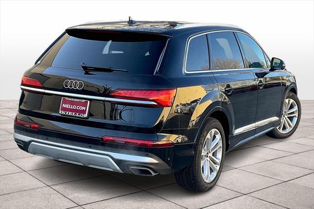 new 2025 Audi Q7 car, priced at $80,870