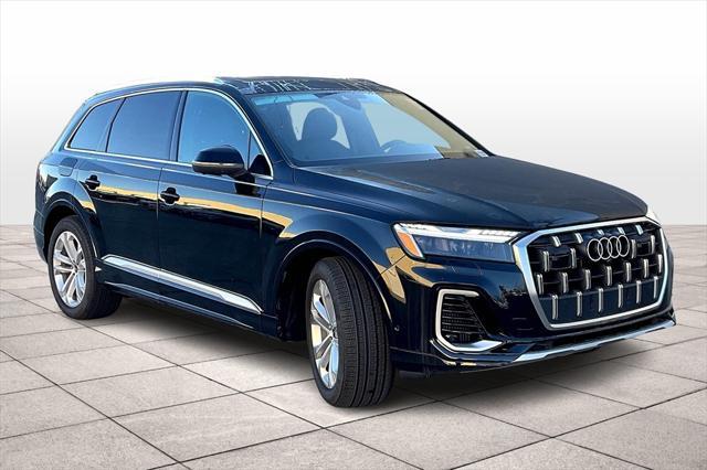 new 2025 Audi Q7 car, priced at $80,870