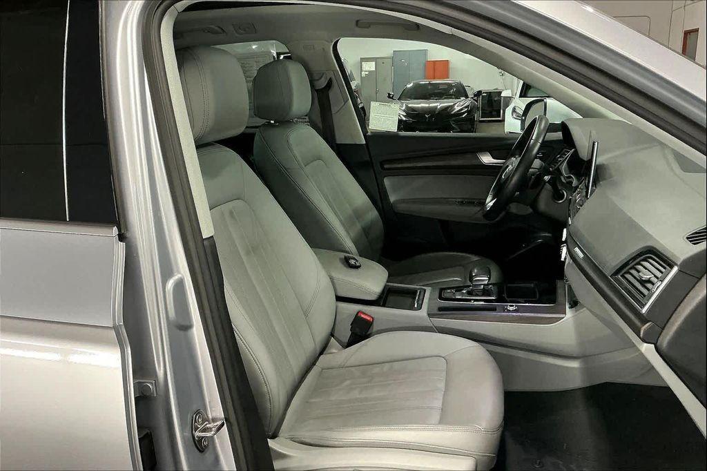 used 2022 Audi Q5 car, priced at $25,899