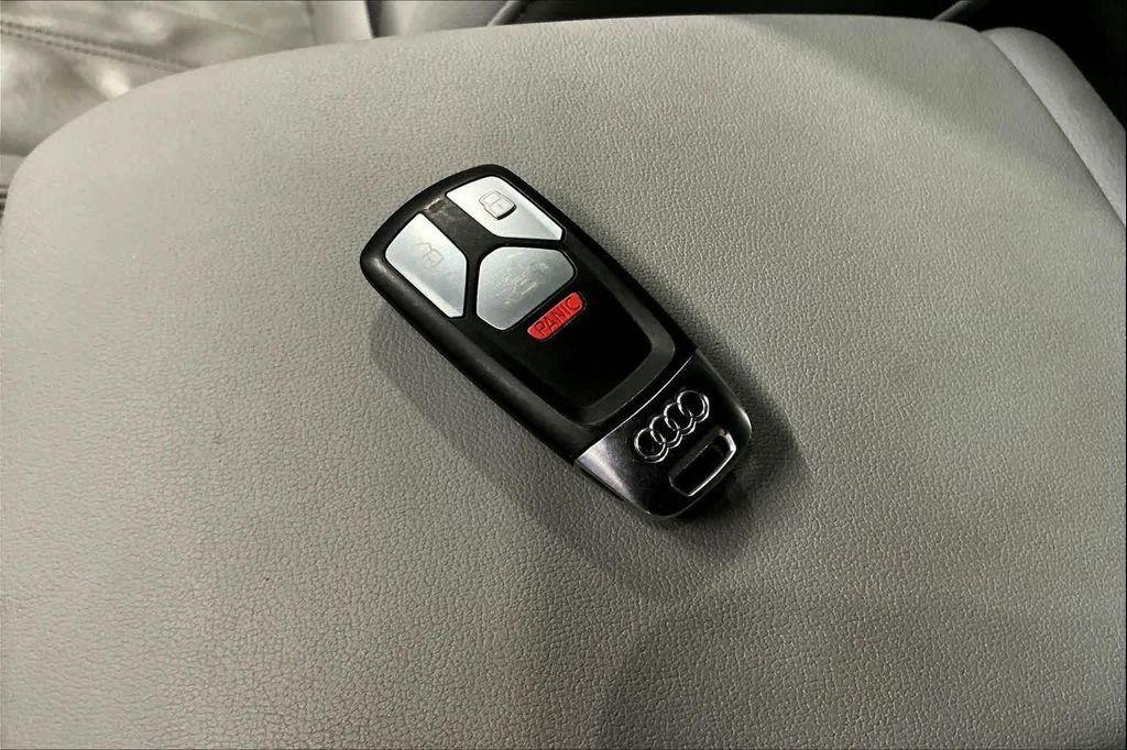 used 2022 Audi Q5 car, priced at $25,899