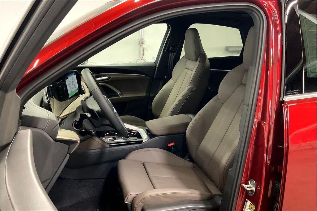 new 2025 Audi Q5 car, priced at $66,040