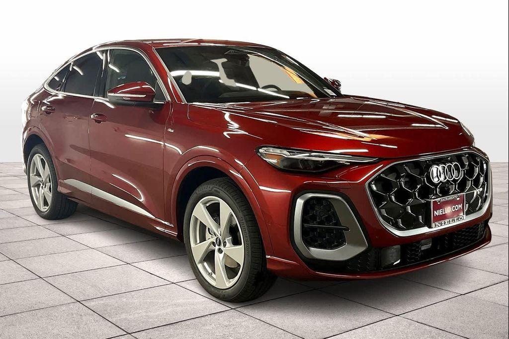 new 2025 Audi Q5 car, priced at $66,040