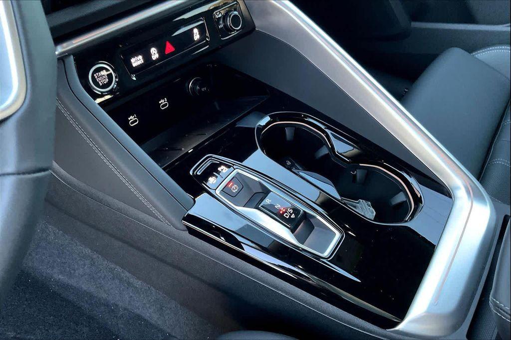 new 2025 Audi Q5 car, priced at $61,285