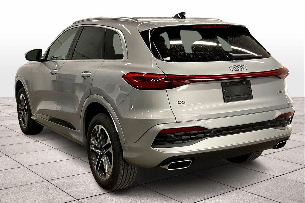 new 2025 Audi Q5 car, priced at $59,640
