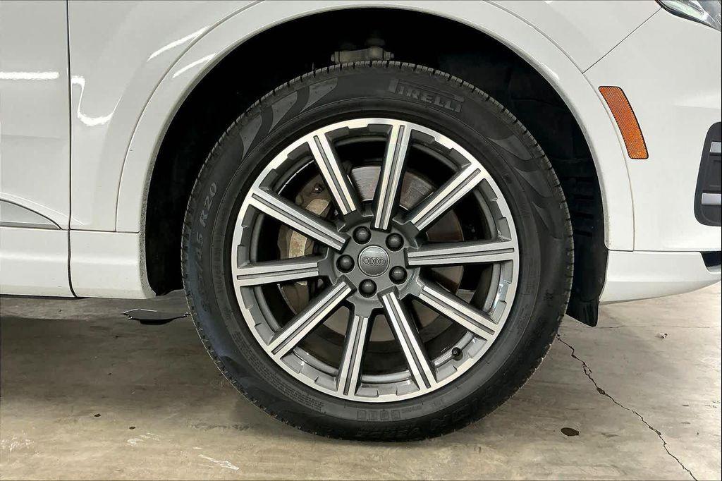 used 2017 Audi Q7 car, priced at $17,786