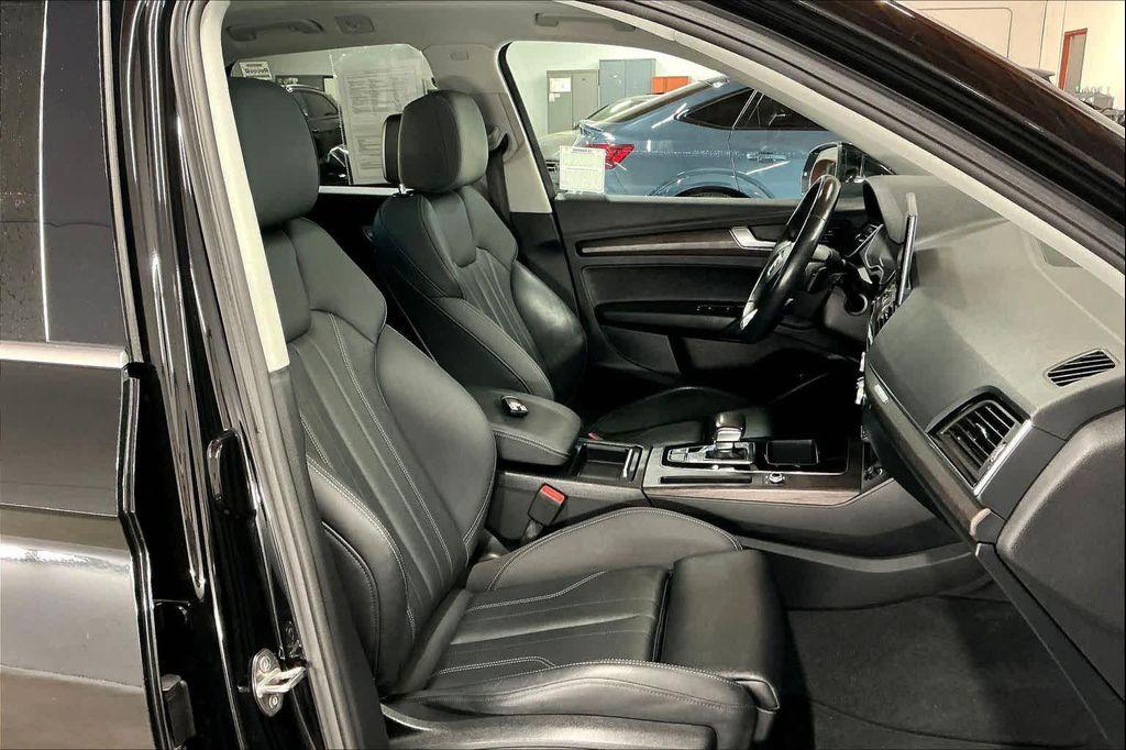 used 2022 Audi Q5 car, priced at $27,900