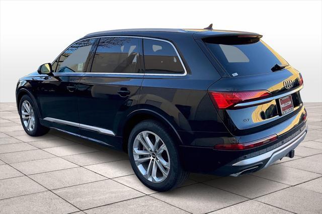 new 2025 Audi Q7 car, priced at $81,620