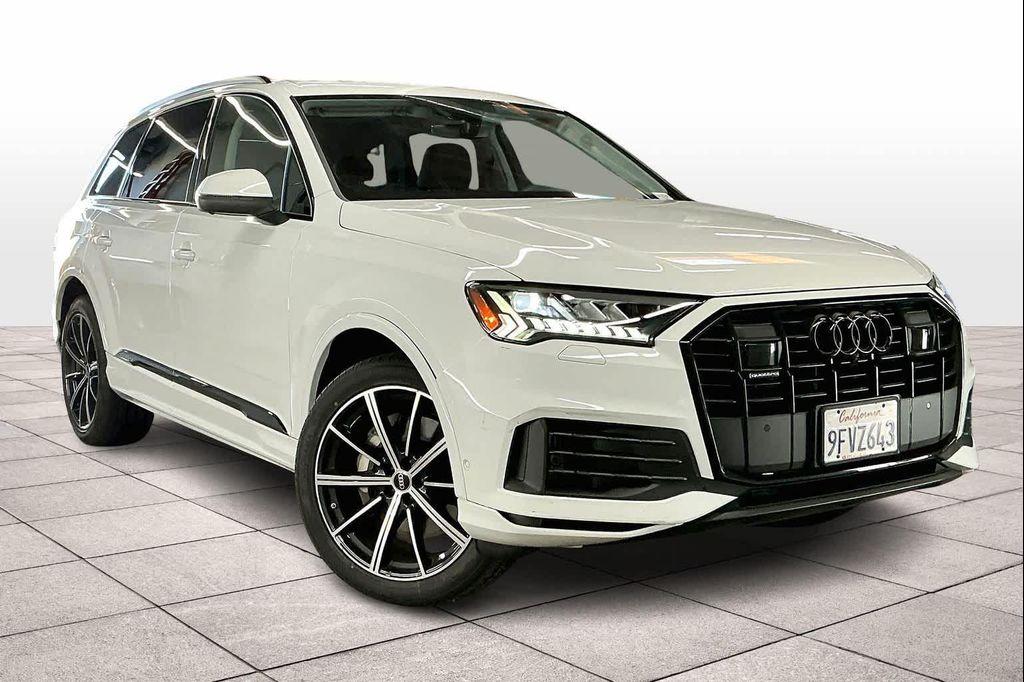 used 2023 Audi Q7 car, priced at $43,856