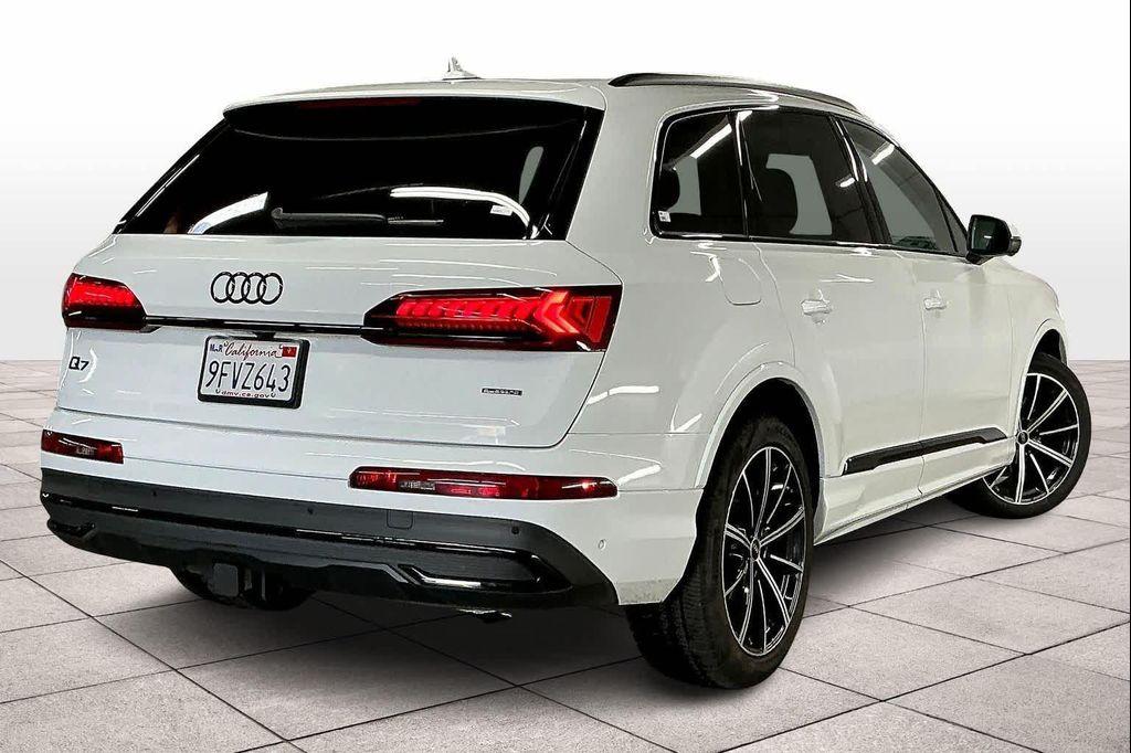 used 2023 Audi Q7 car, priced at $43,856