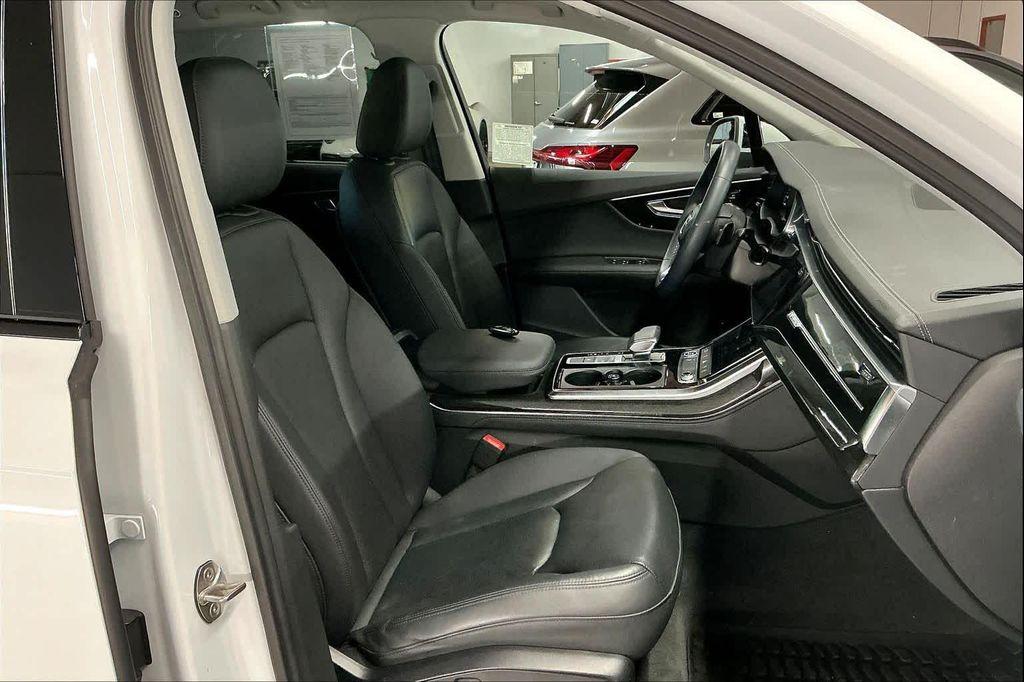 used 2023 Audi Q7 car, priced at $43,856