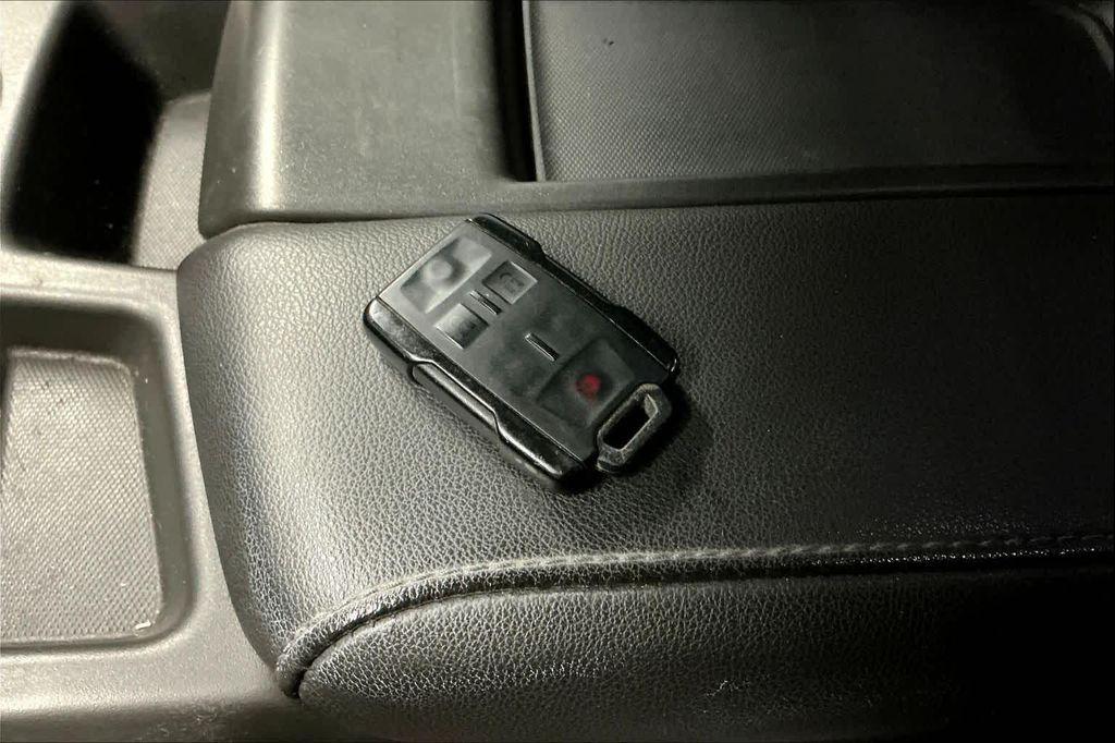 used 2020 Chevrolet Silverado 1500 car, priced at $27,075