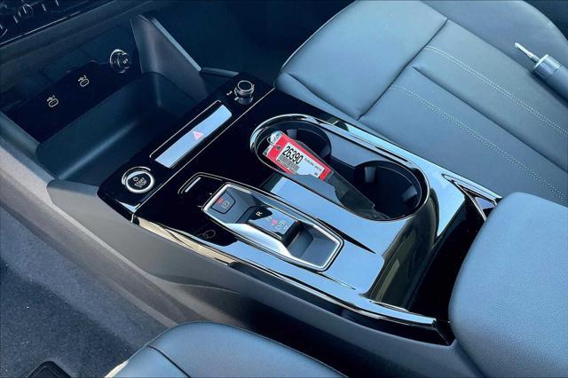 new 2025 Audi Q6 e-tron car, priced at $72,125
