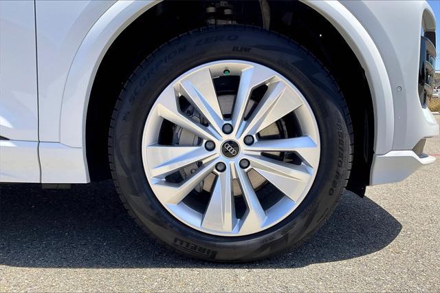 new 2025 Audi Q6 e-tron car, priced at $72,125