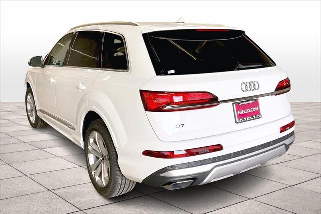 new 2025 Audi Q7 car, priced at $68,690