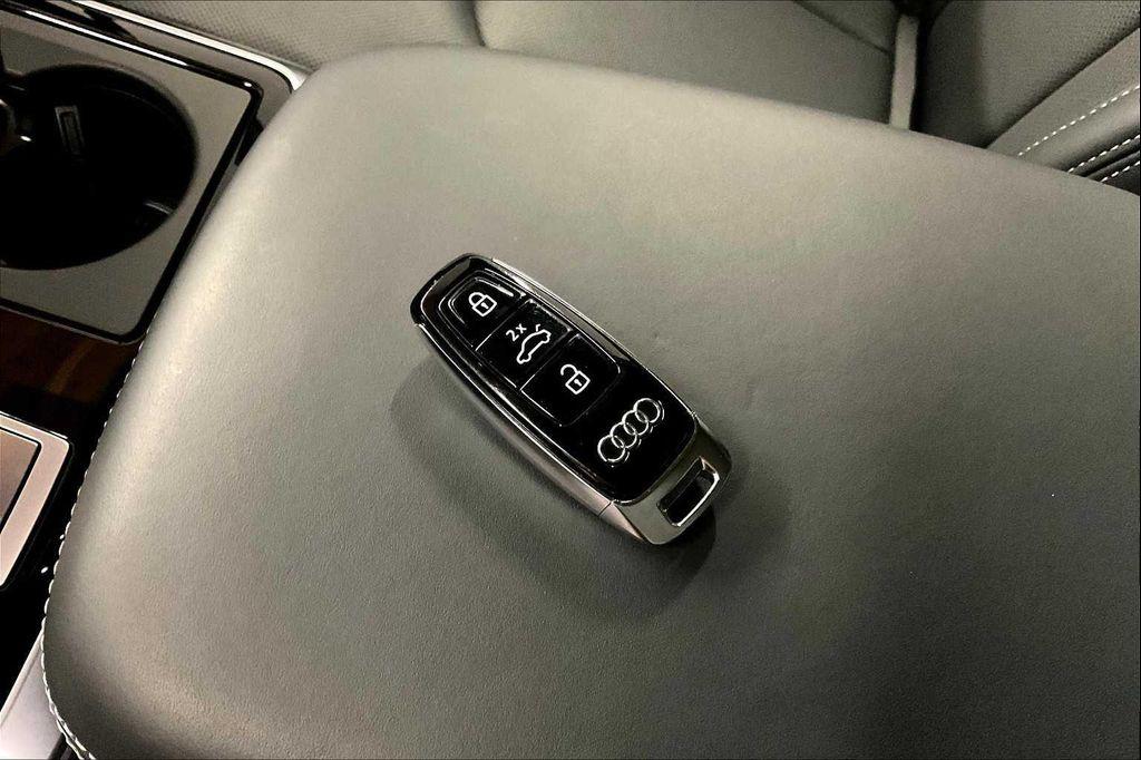 used 2025 Audi Q7 car, priced at $68,559