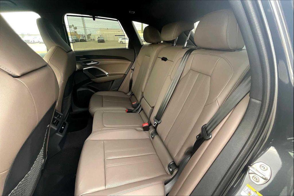 new 2025 Audi Q5 car, priced at $61,390