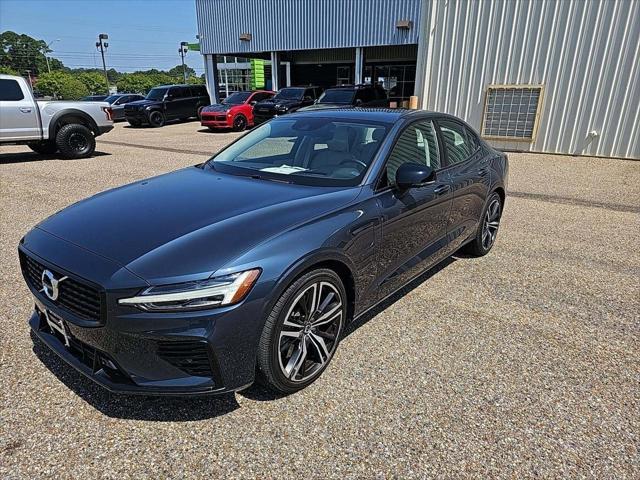used 2022 Volvo S60 Recharge Plug-In Hybrid car, priced at $30,900