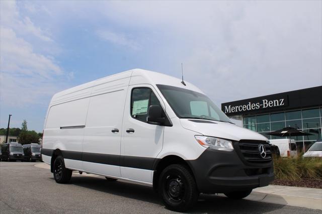 new 2024 Mercedes-Benz Sprinter 3500 car, priced at $74,255