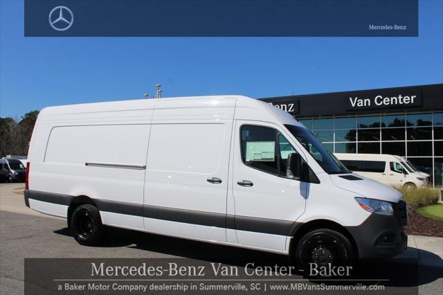 new 2024 Mercedes-Benz Sprinter 4500 car, priced at $82,565