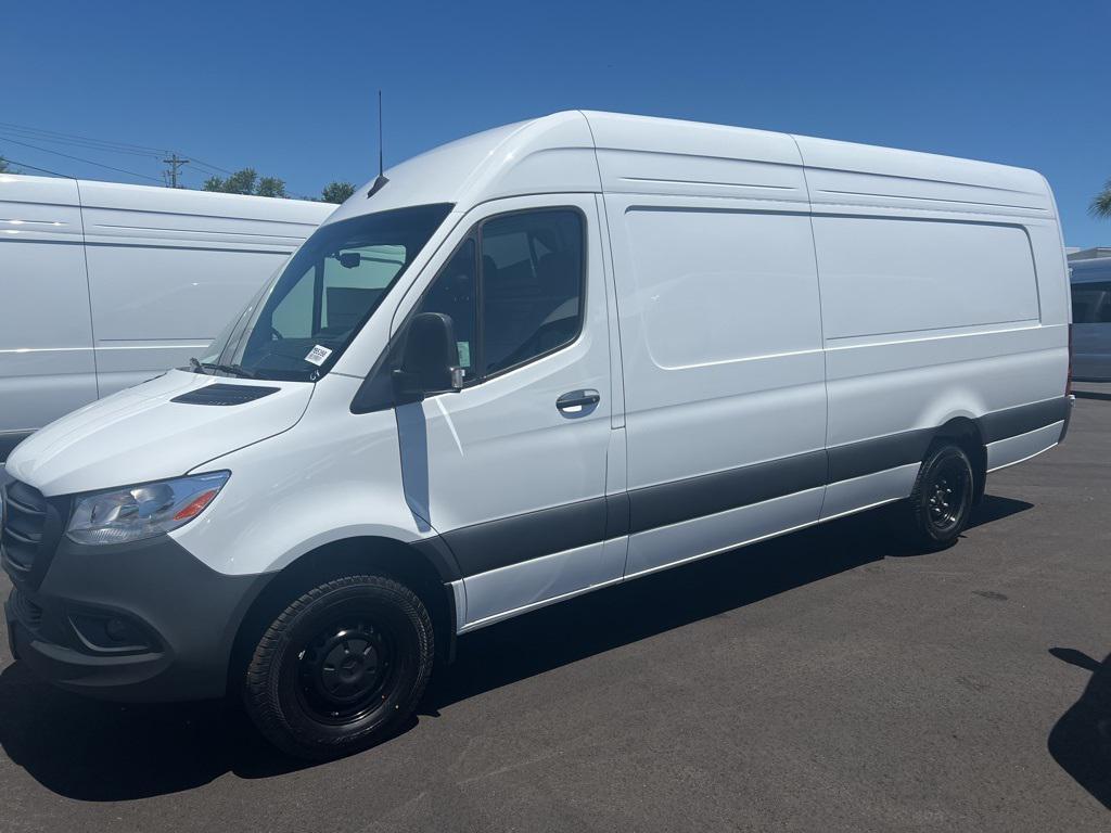 new 2025 Mercedes-Benz Sprinter 3500 car, priced at $76,893