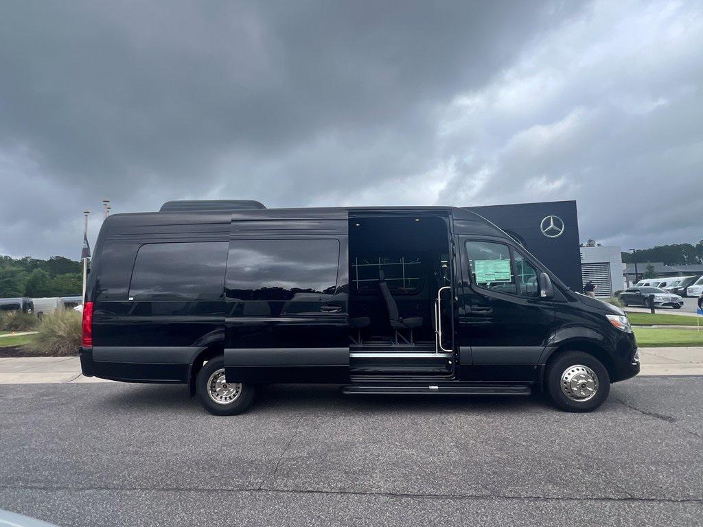 new 2024 Mercedes-Benz Sprinter 3500 car, priced at $90,711