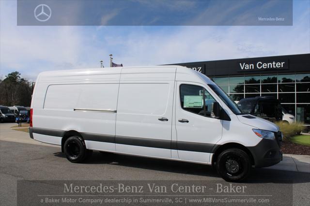 new 2024 Mercedes-Benz Sprinter 4500 car, priced at $82,565