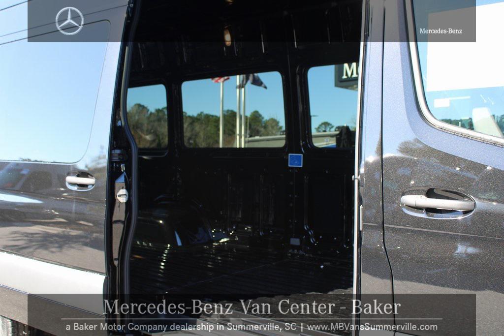 new 2024 Mercedes-Benz Sprinter 3500 car, priced at $95,614