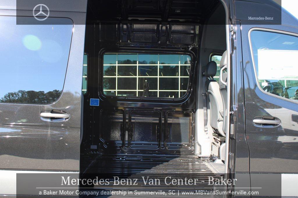 new 2024 Mercedes-Benz Sprinter 3500 car, priced at $95,614
