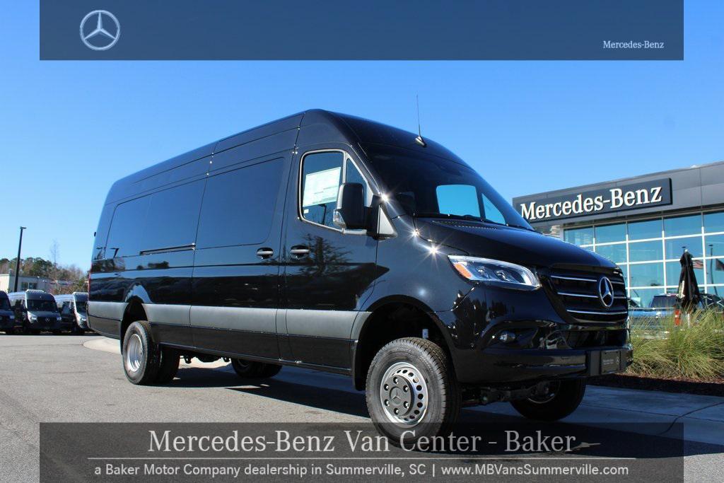 new 2024 Mercedes-Benz Sprinter 3500 car, priced at $95,614