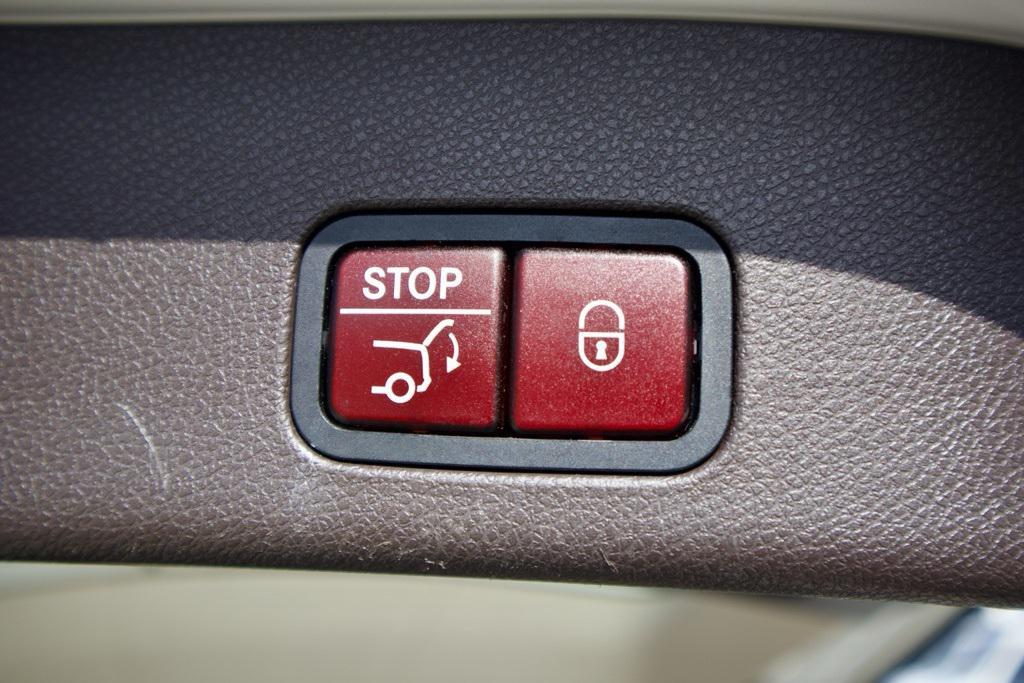 used 2019 Mercedes-Benz GLS 450 car, priced at $21,998