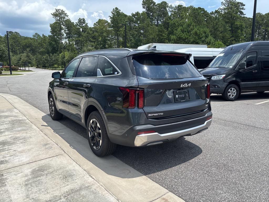 used 2024 Kia Sorento car, priced at $29,989