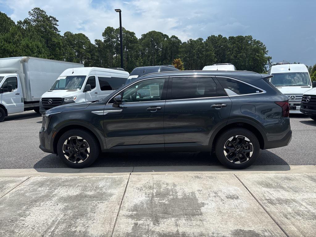 used 2024 Kia Sorento car, priced at $29,989